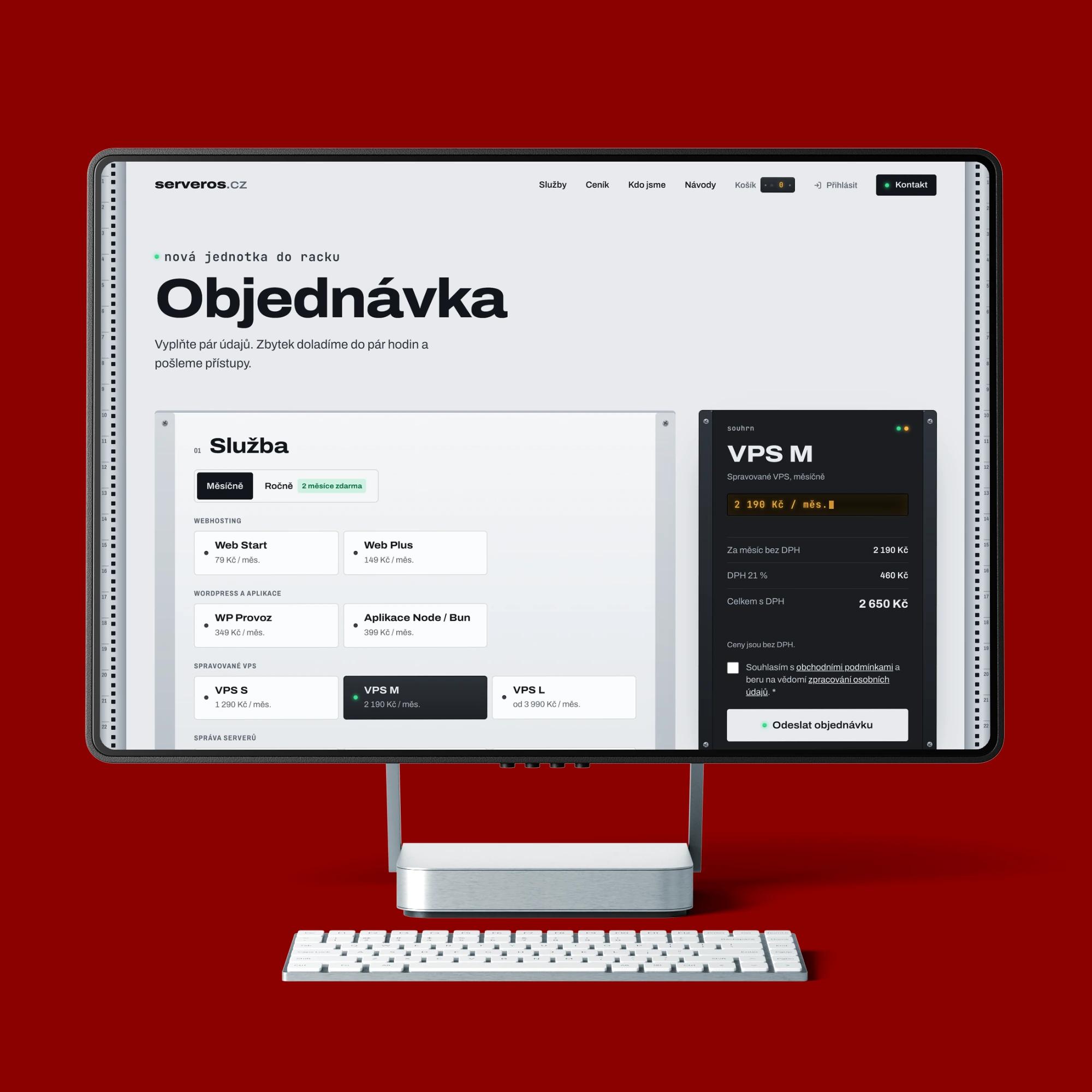 Objednávkový formulář SERVEROS na monitoru s výběrem služby a souhrnem objednávky tarifu VPS M včetně ceny s DPH